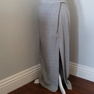 VENUS Long Gray Skirt With Slit Size Large